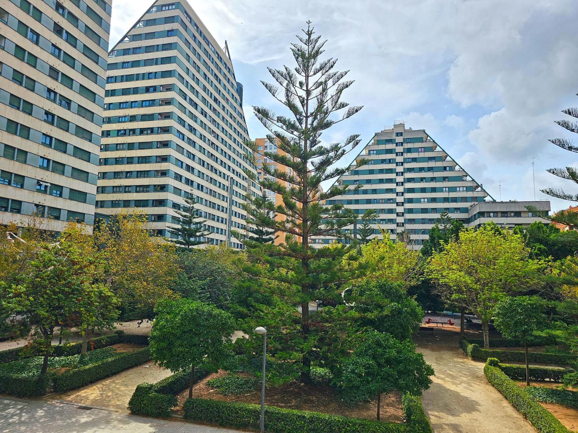 Apartamentos Las Ciencias C Валенсія Екстер'єр фото